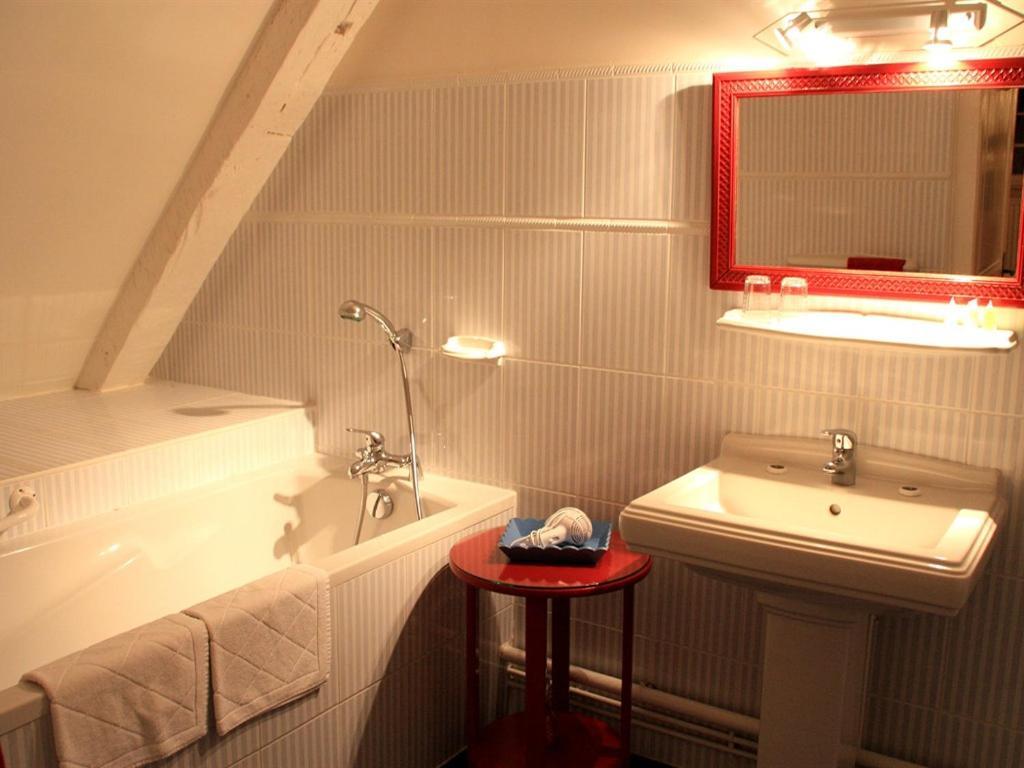 ชาโต ดอสทอฟเฟน อัลซัซ Hotel Osthoffen ห้อง รูปภาพ